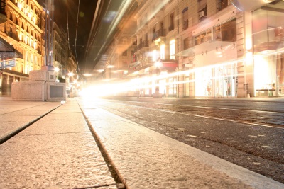 conduire-en-ville-de-nuit